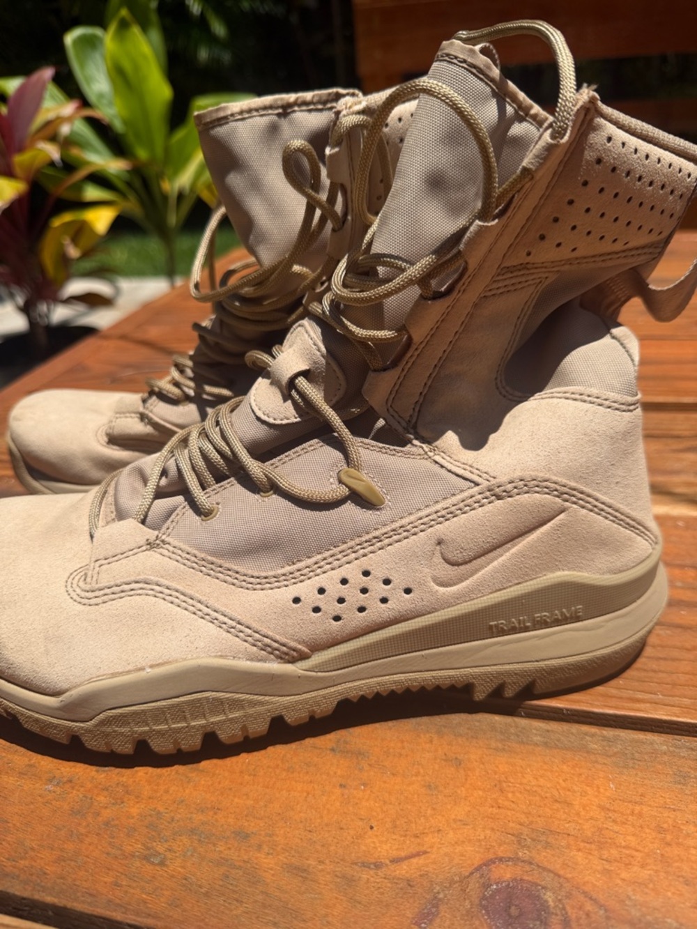 Nike SFB Field 2 Tactical Combat Military Boots Size 9